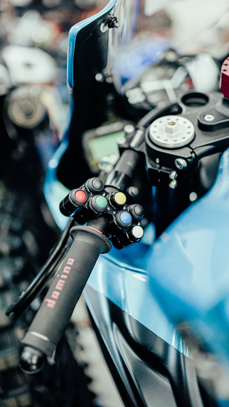 Handlebar Switch (US/Street Version) Track-Tested – Yamaha YZF-R6